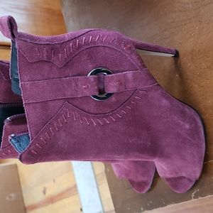 Rebecca Minkoff purple open toe booties size 7
